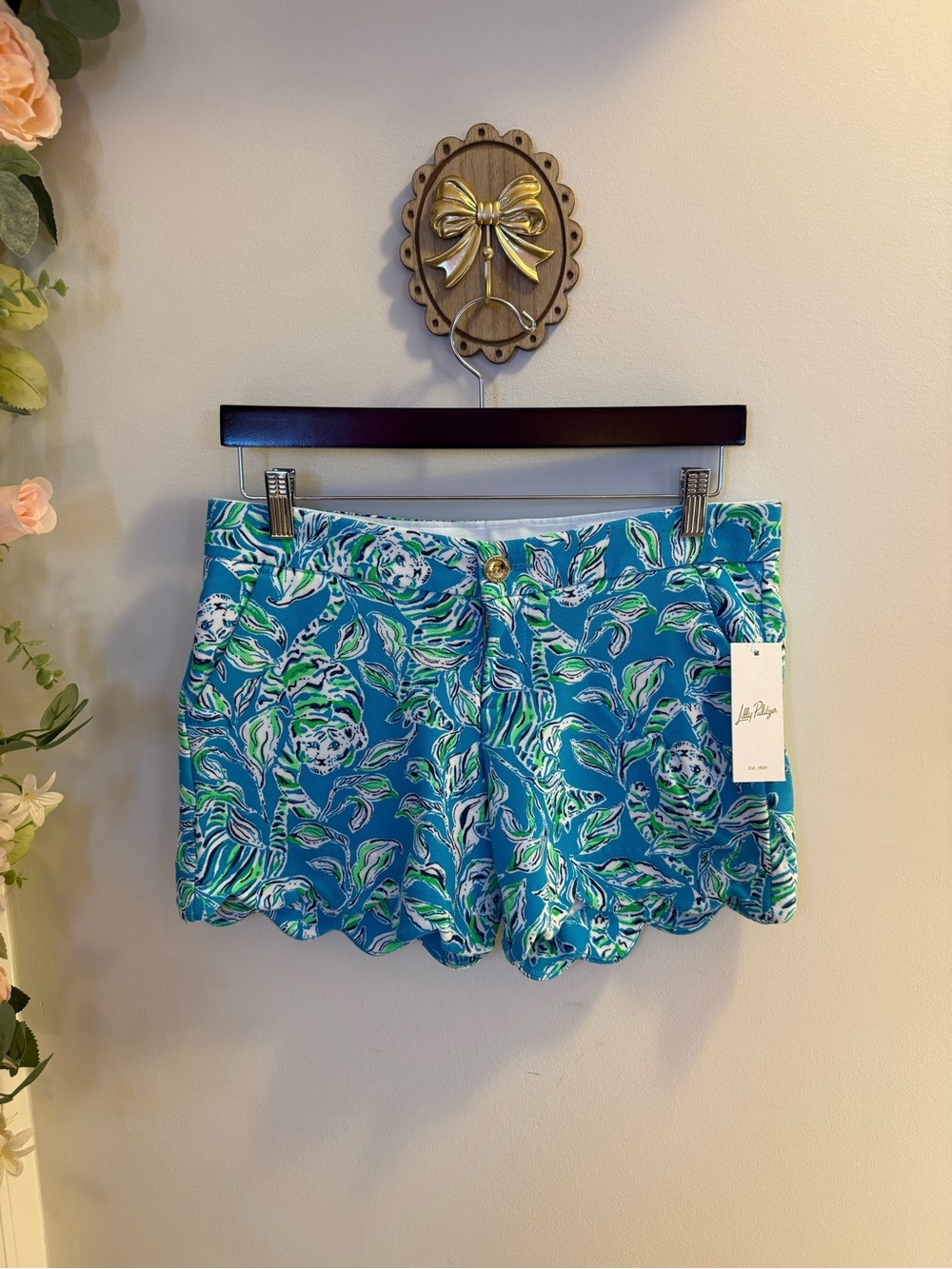 NWT Lilly Pulitzer Buttercup Knit Shorts in "Turquoise Oasis Outta Line” Size 4